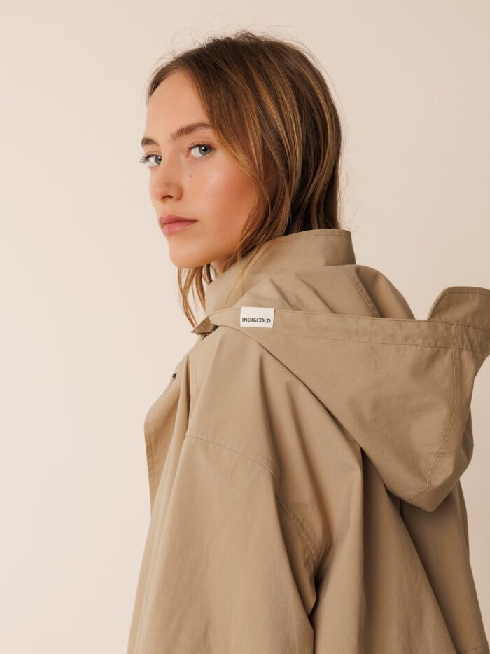 WATER RESISTANT TRENCH COAT - Image 3