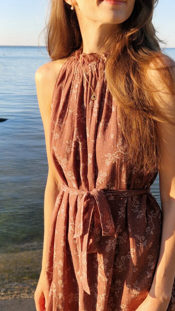 BICOLOR HALTER DRESS - Image 2