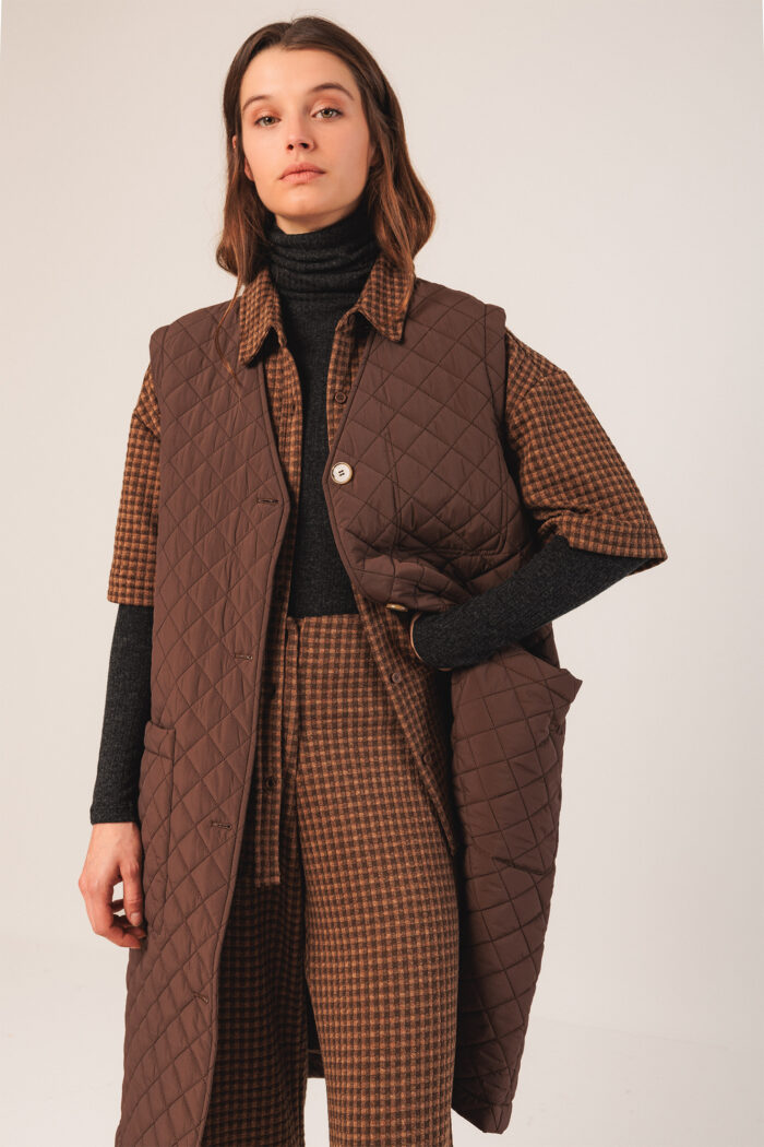 WATER RESISTANT CHECKERED PADDED VEST