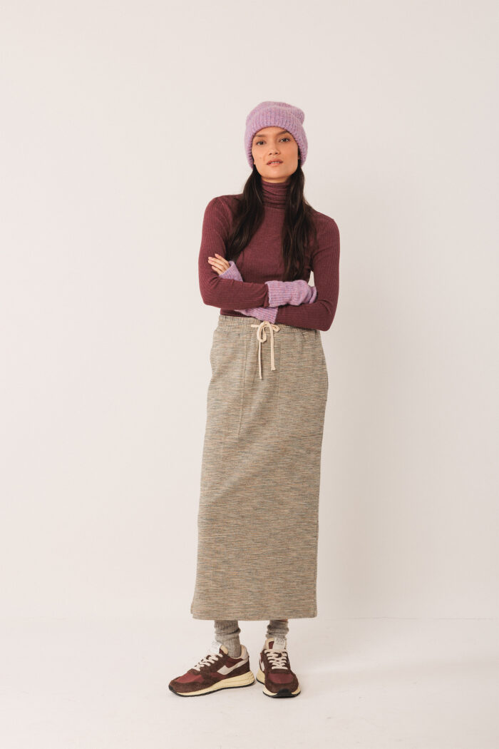 RIBBED FITTED T-SHIRT BERENJENA - Image 2
