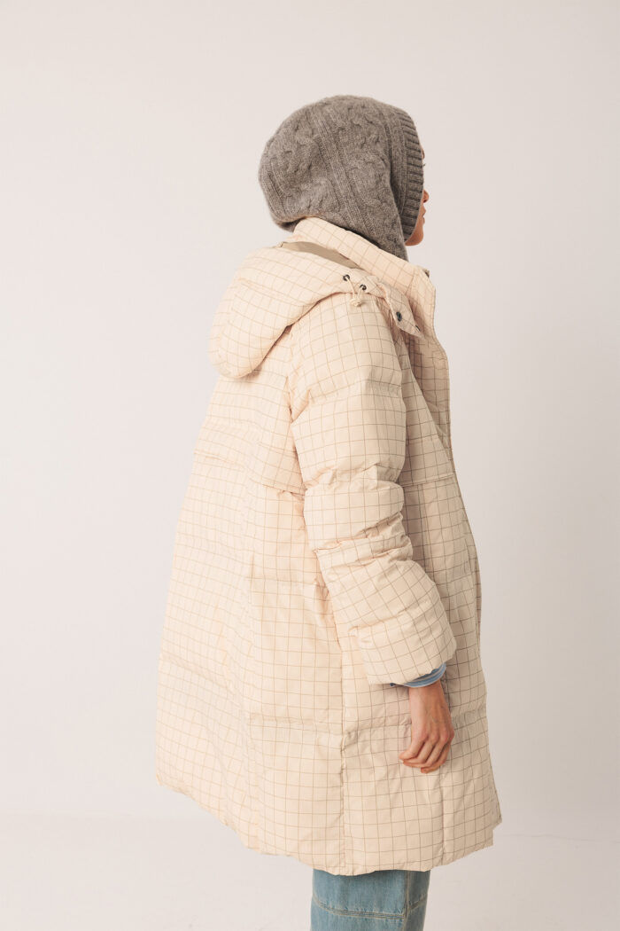 WATER REPELLENT COAT