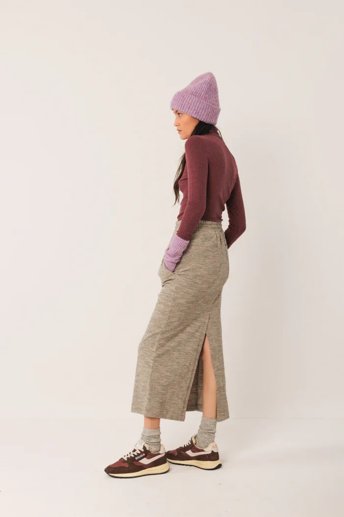 COLORED KNITTED HAT MALVA - Image 3