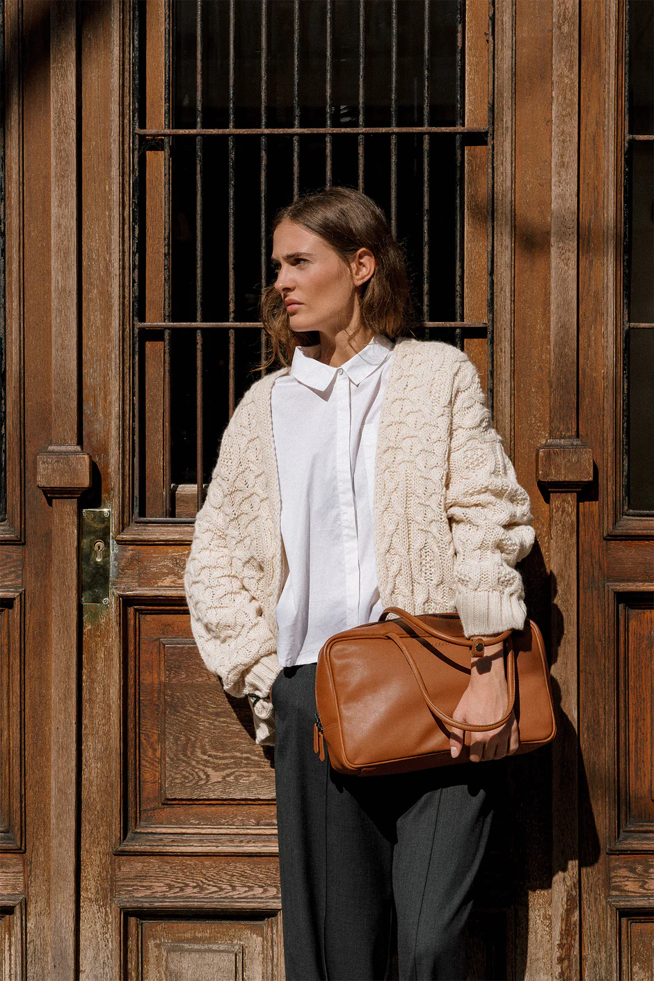 CABLE KNIT CARDIGAN ECRU