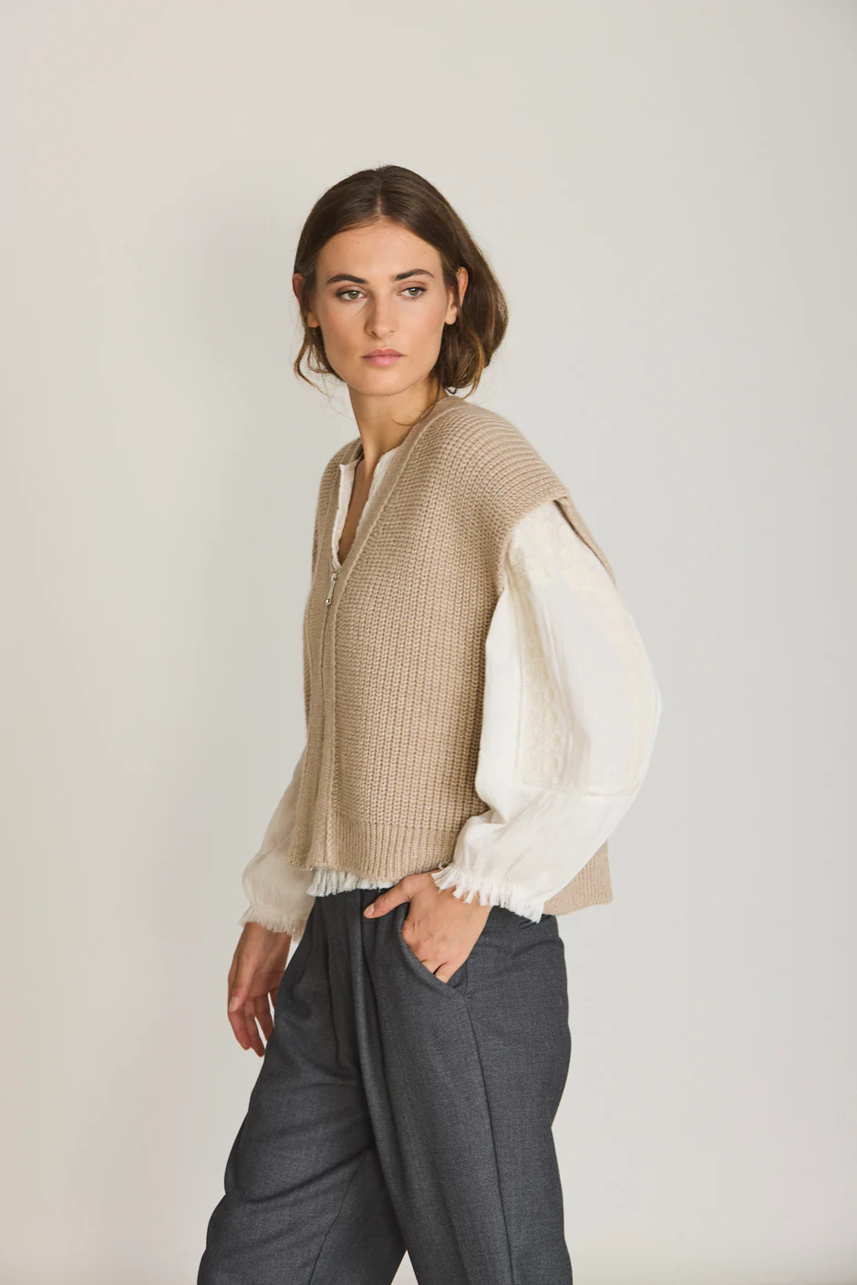 ZIP-UP KNIT VEST PIEDRA - Image 4