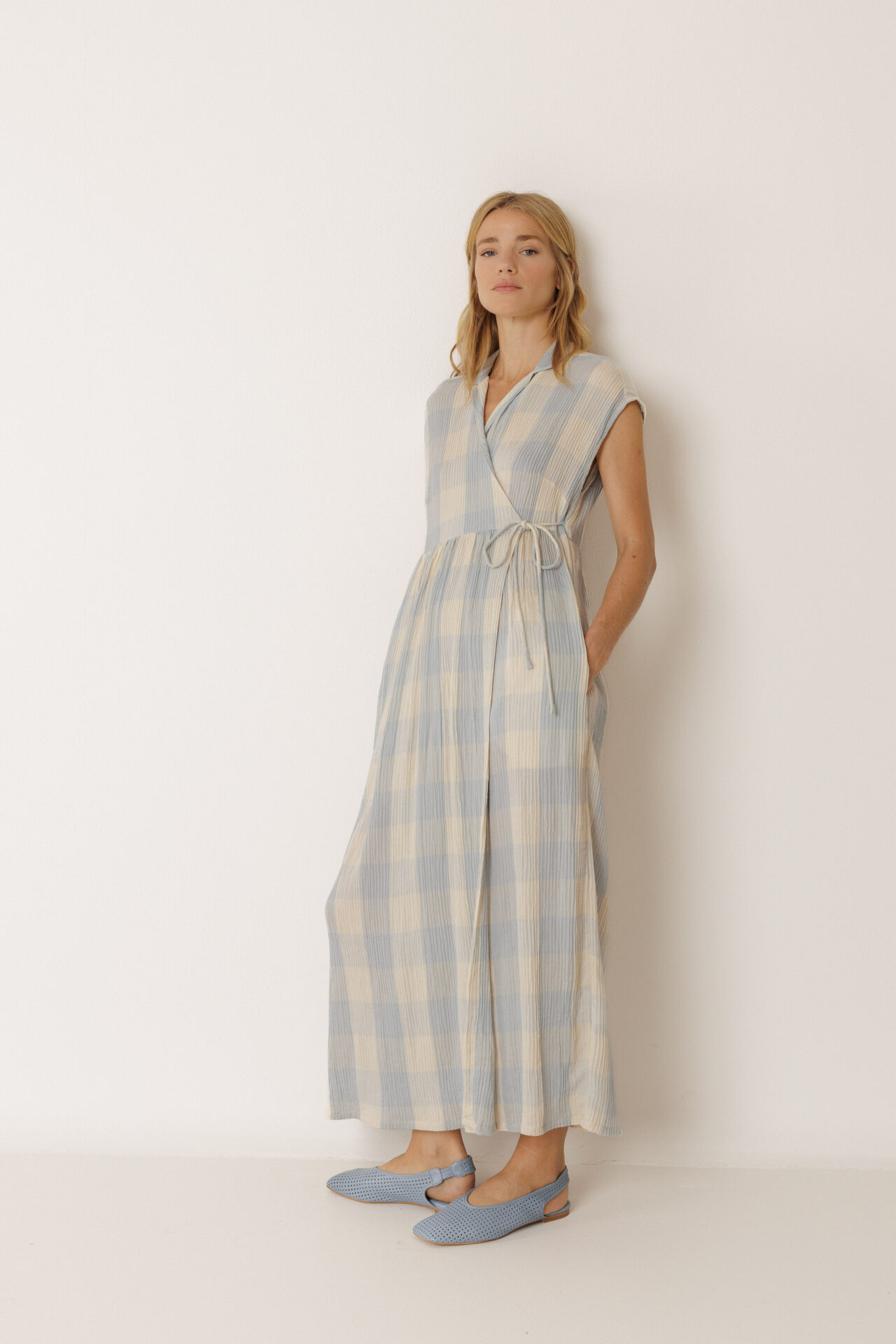 CROSSOVER GINGHAM DRESS - Image 2