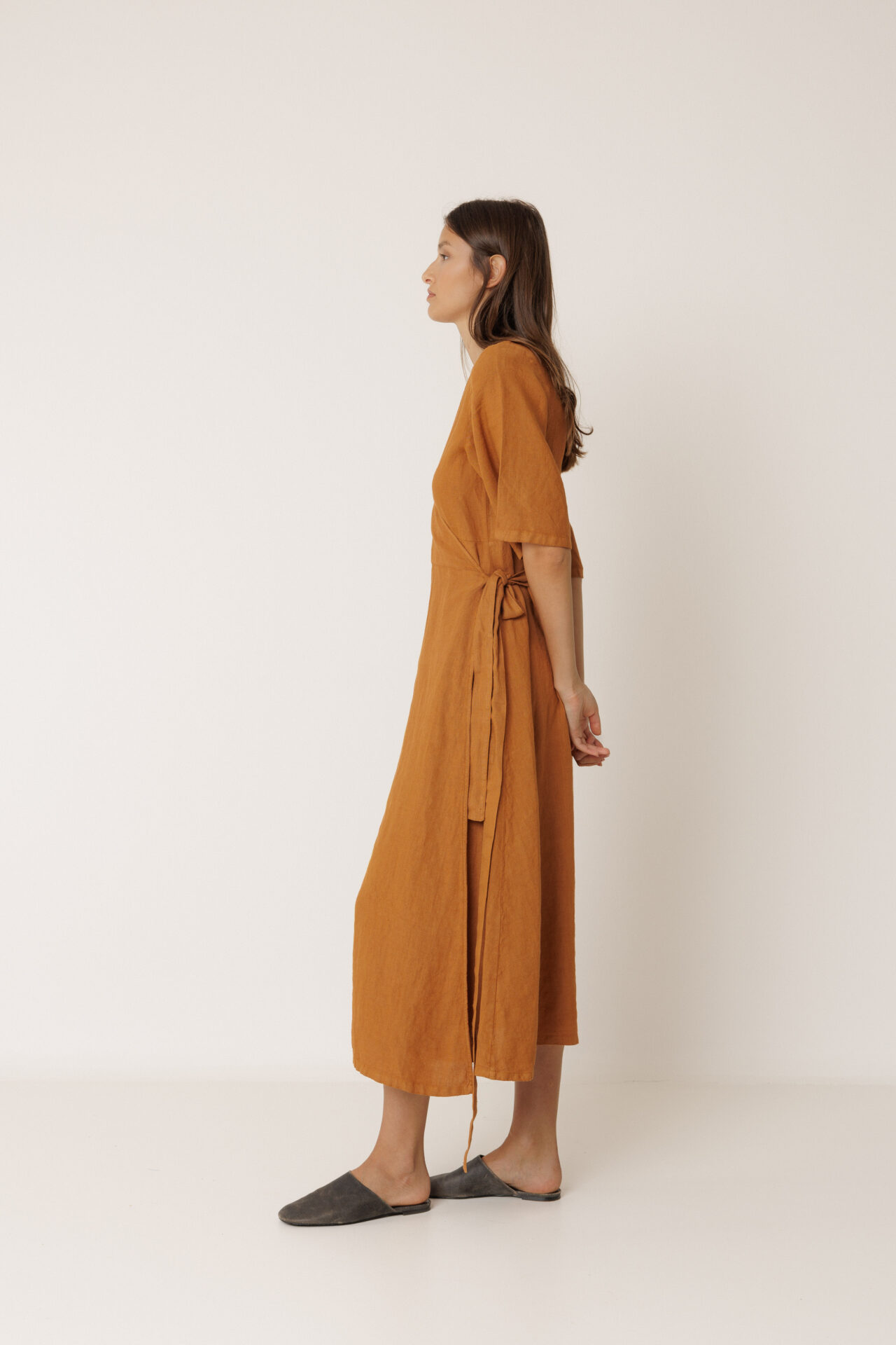 CROSSOVER LINEN DRESS - Image 2