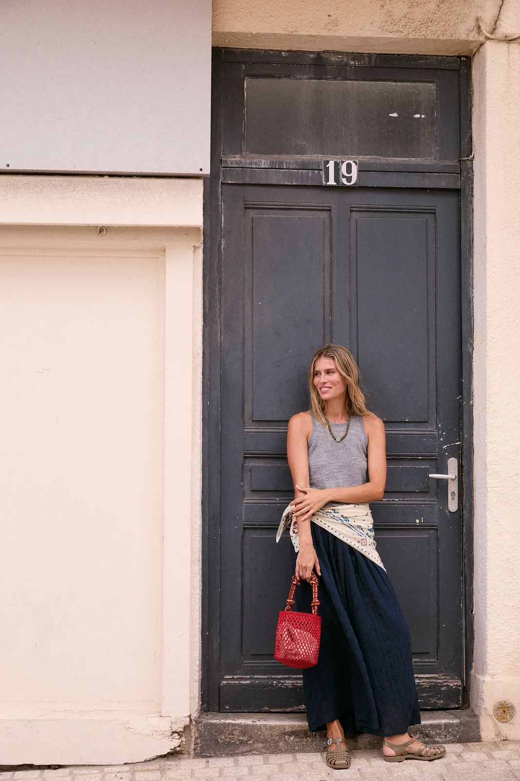 Indi&Cold Embroidered Romantic Skirt viskoosist pikk pitsiline seelik tumesinine - Wavau